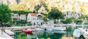 Apartment Lukiduki at the beach - Kotor